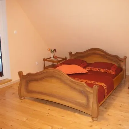 Holiday home Zenobia